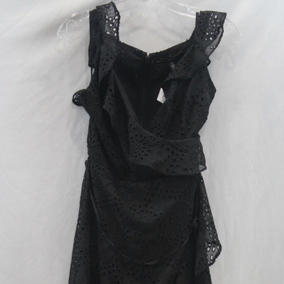 WHBM Eyelet Ruffle Wrap Dress in Black sz 4 NWT - Picture 5 of 6